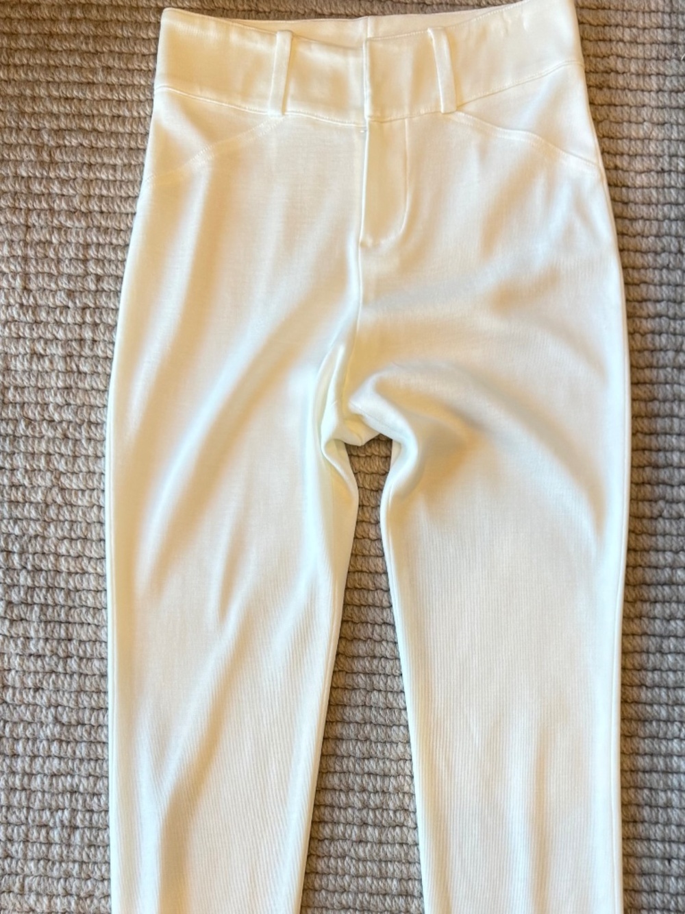 MISOOK ANKLE LENGTH WHITE KNIT PANTS, SZ 8P